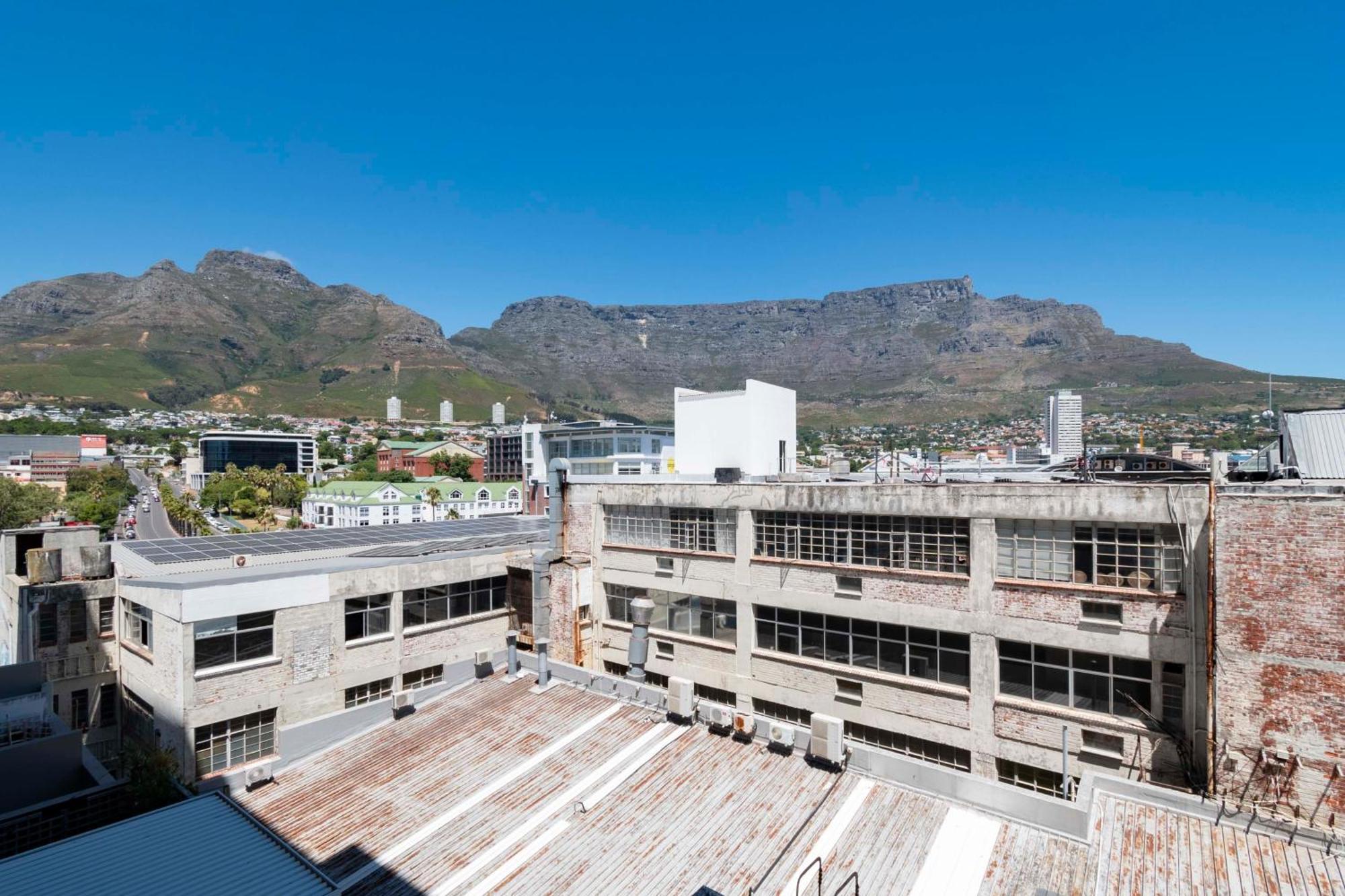 With Panoramic Table Mountain Views Apartamento